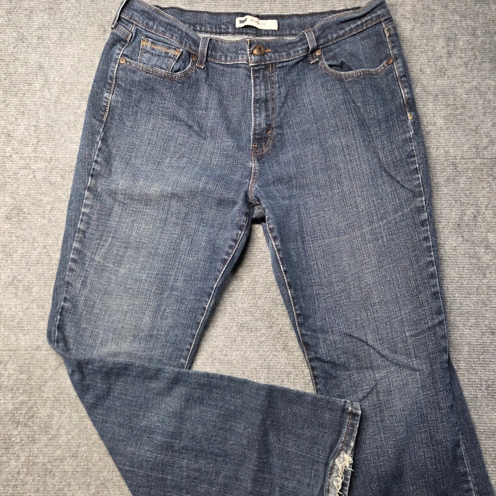 Levis 515 Boot Cut Jeans Dark Wash Denim Mid Rise Womens 16M Distressed Hem